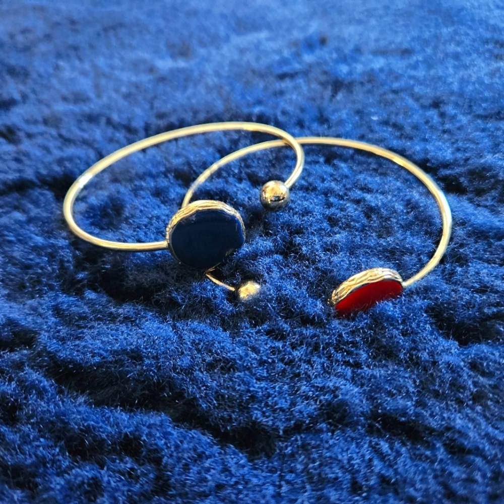 2 bangle bracelets, red & blue stones
